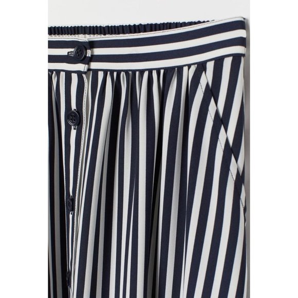 H&m Blue and White Striped Circle Skirt Size 18 - Picture 2 of 6
